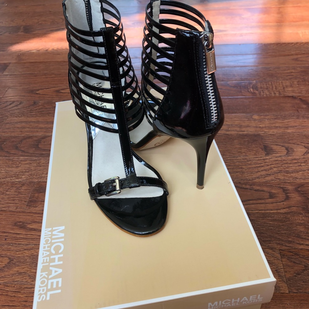 Michael Kors heels 👠
